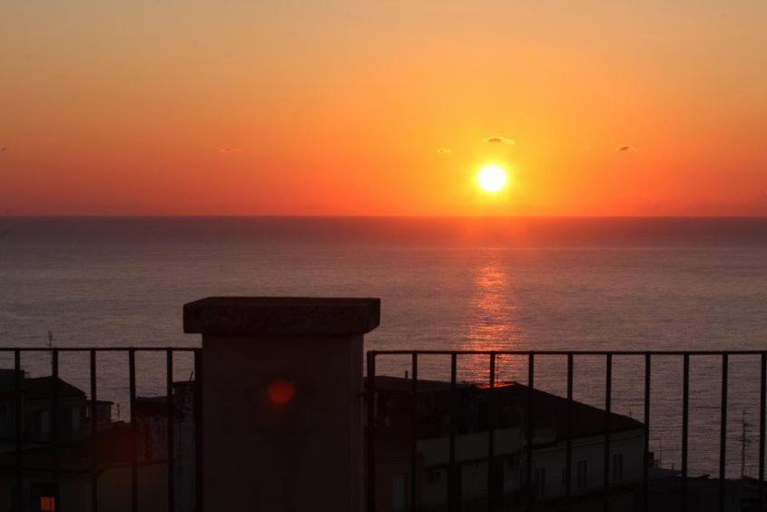 A Casa Di Tommy B&B Acireale Exterior photo